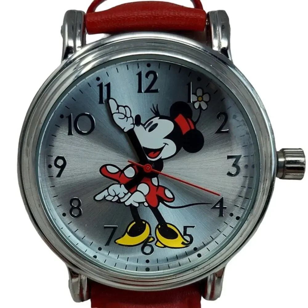Disney Minnie Mouse Red Polka Dot Watch Classic Silver-toned